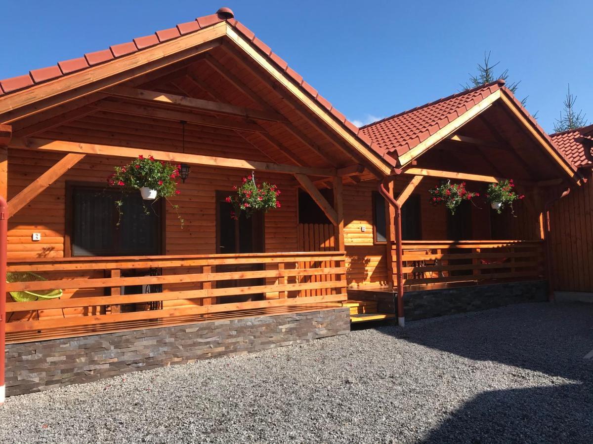 Riverside Woodhouses Praid Exterior photo