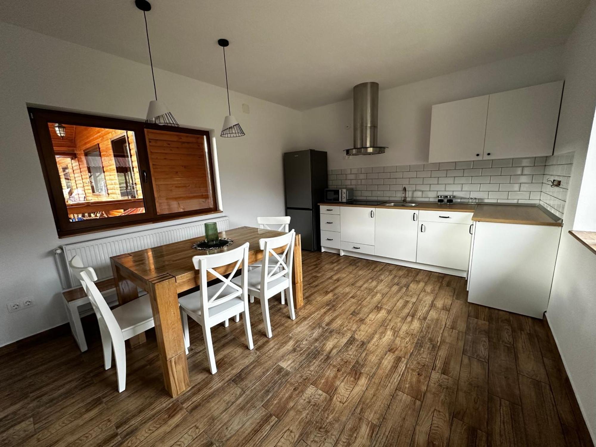 Riverside Woodhouses Praid Exterior photo